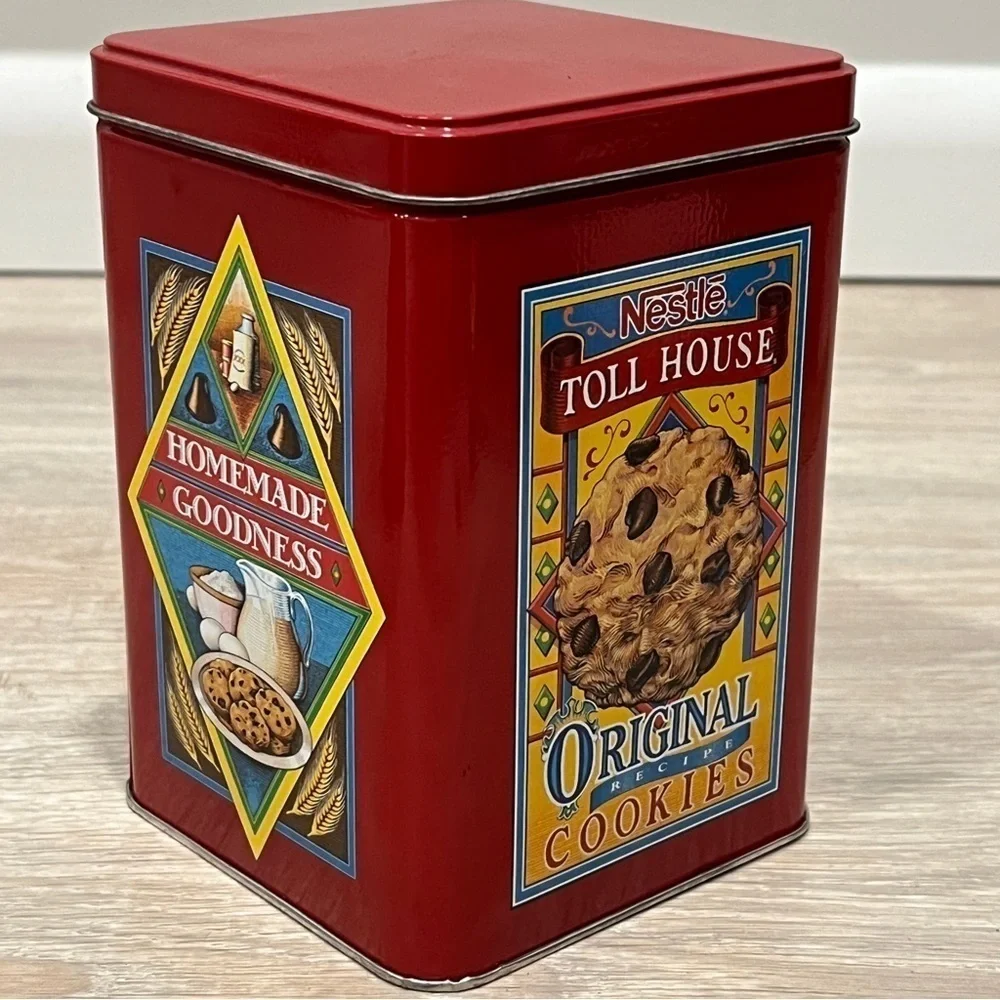 Vintage Nestle Toll House Chocolate Chip Cookies Morsels Limited Edition red Tin